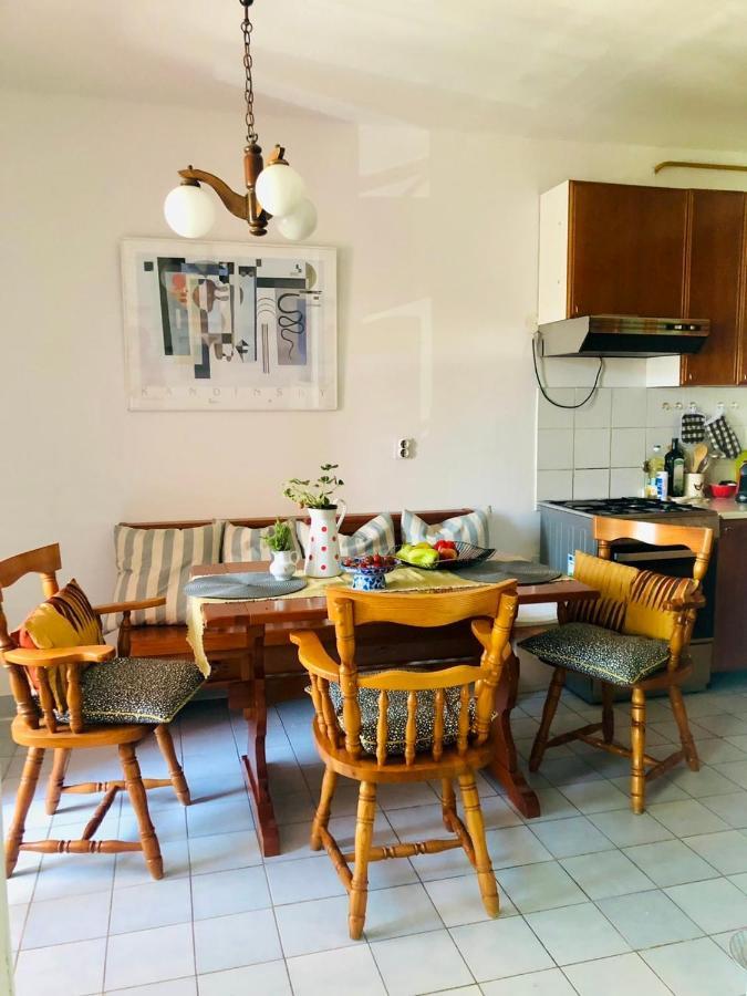 Beautiful Apartment With Balcony Пула Екстер'єр фото